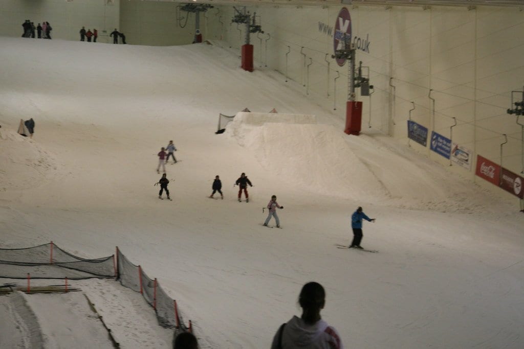 things to do in renfrew: Snow Factor