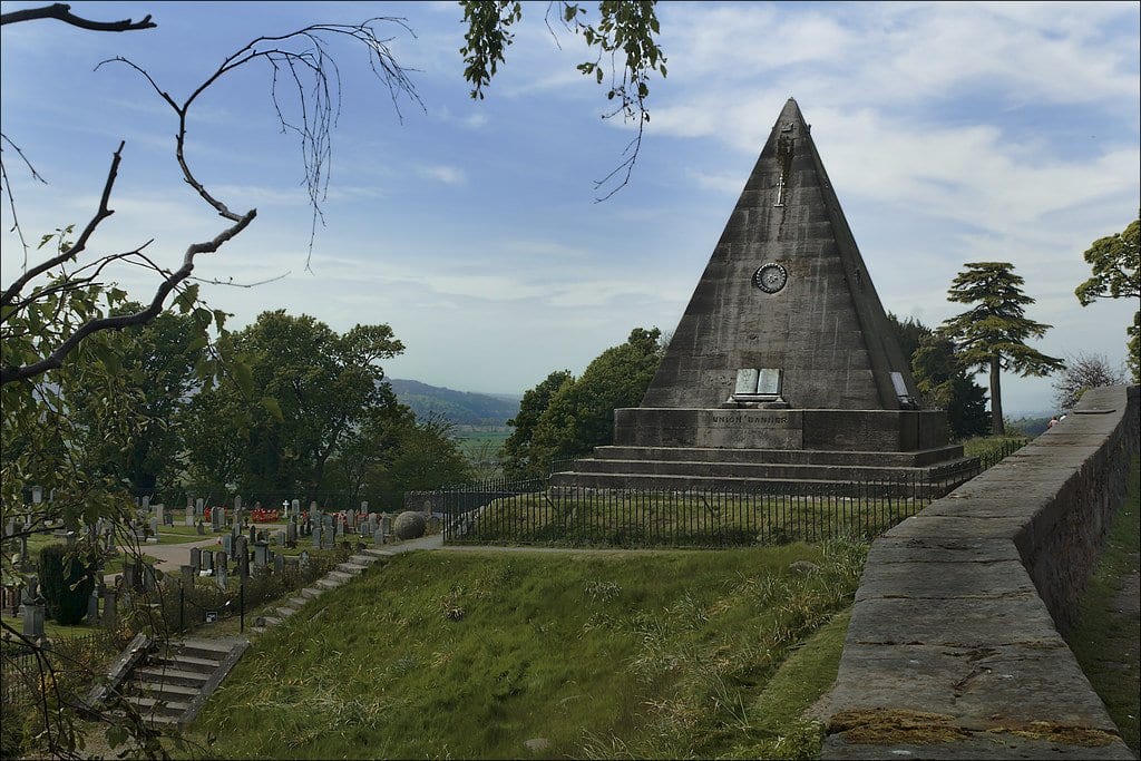 Star Pyramid