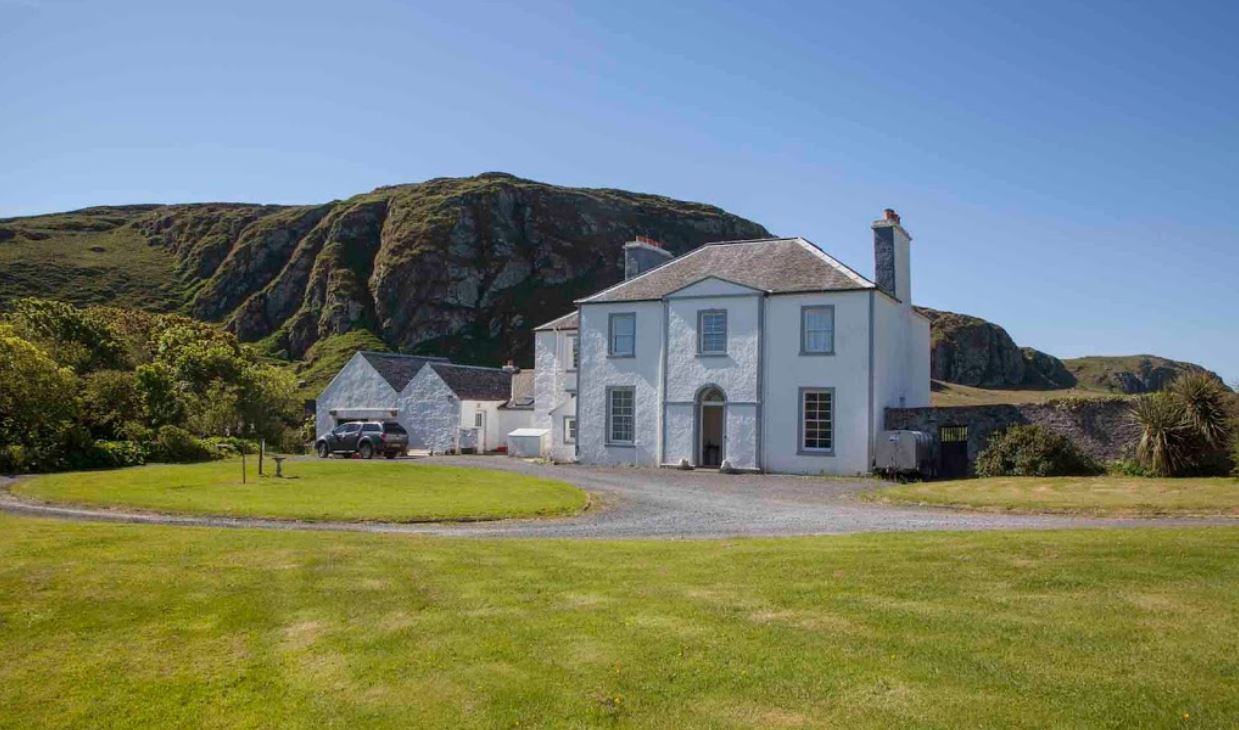 Dundonald Cottage
