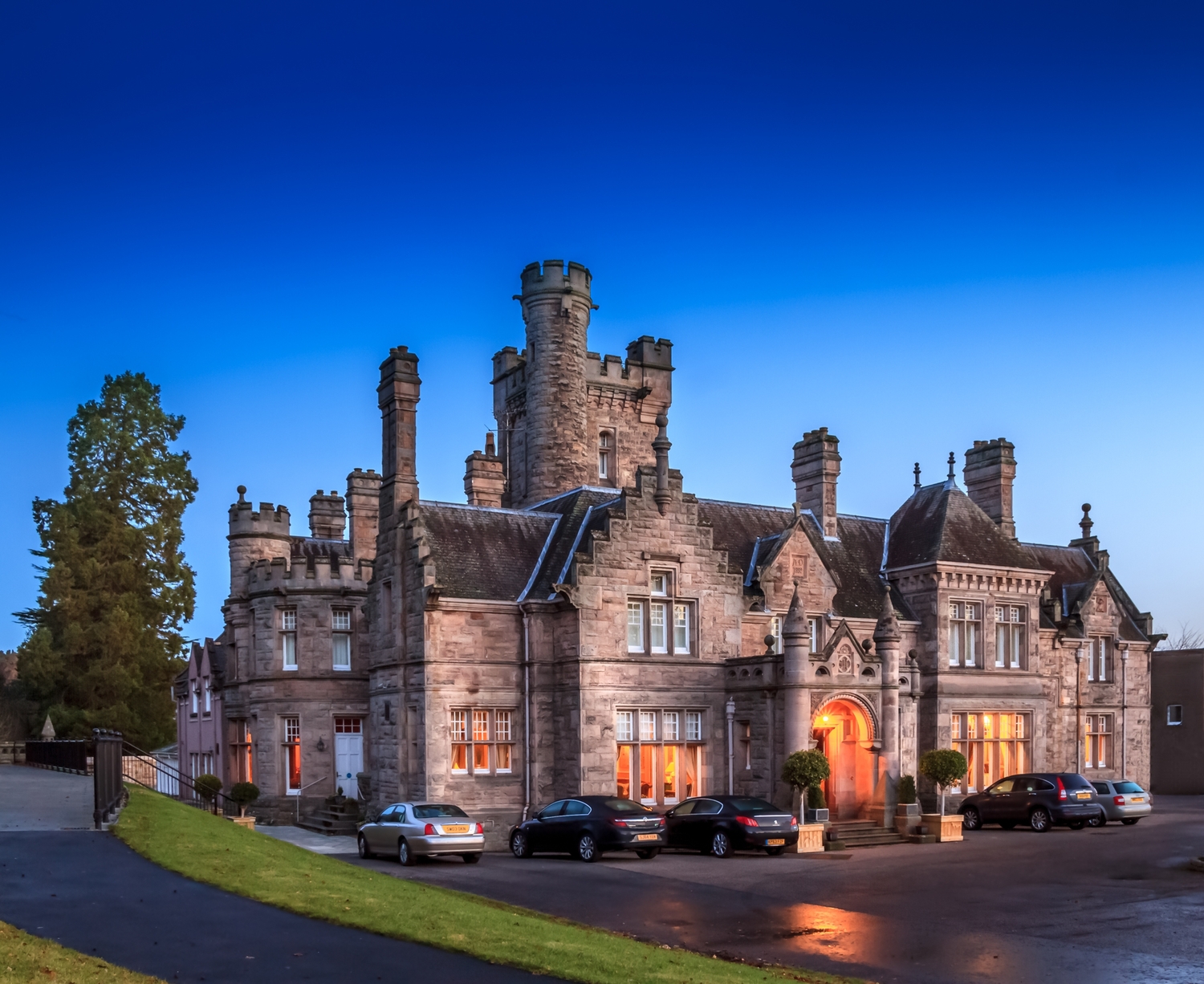 Mansion House Hotel