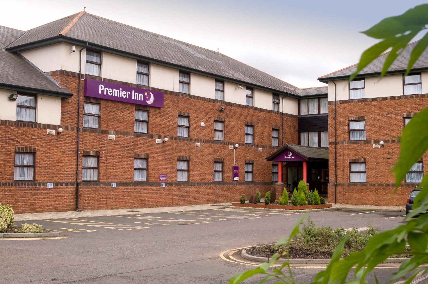 Premier Inn Livingston