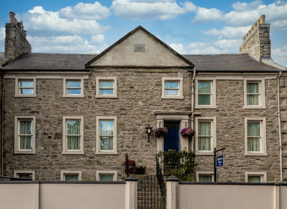 Inglestone House