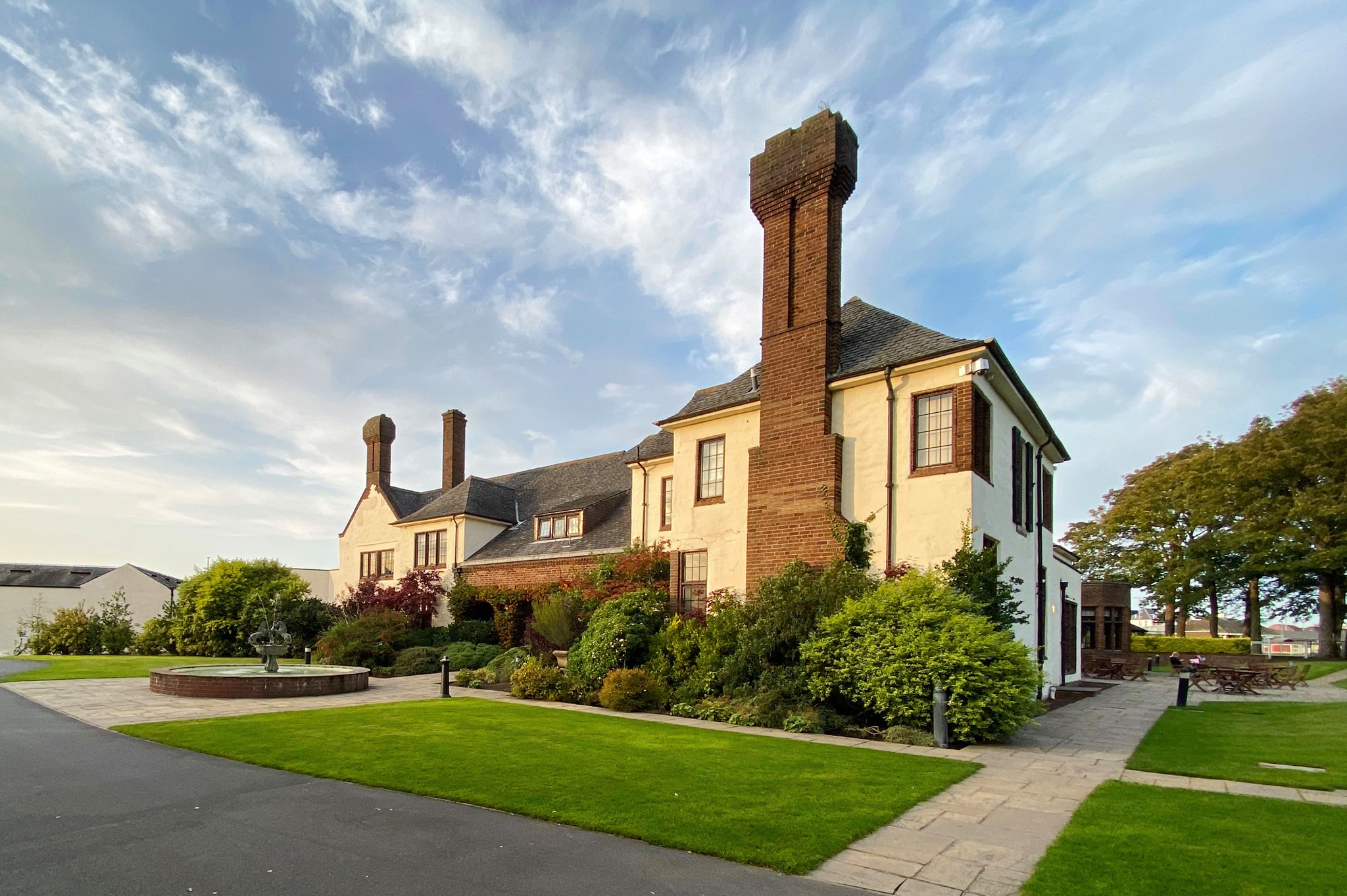 Western House Hotel