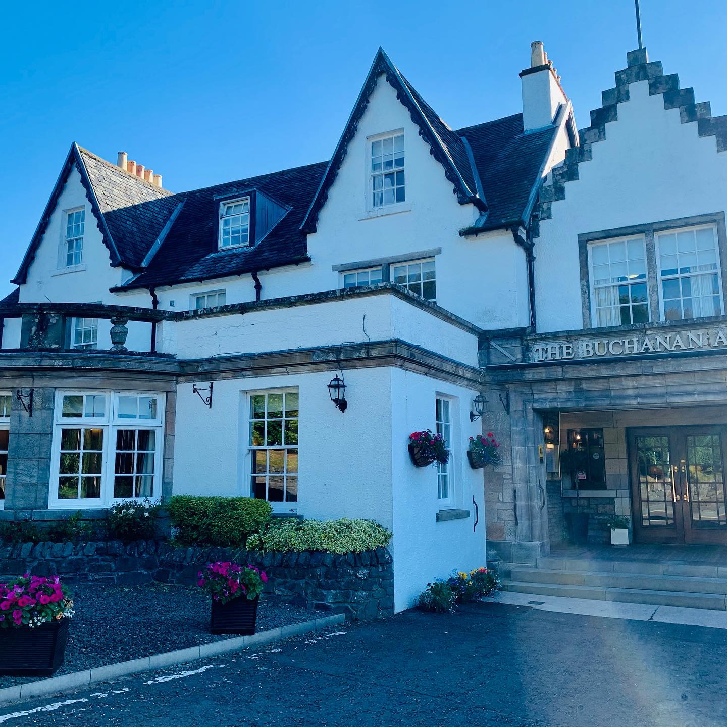 Buchanan Arms Hotel & Spa