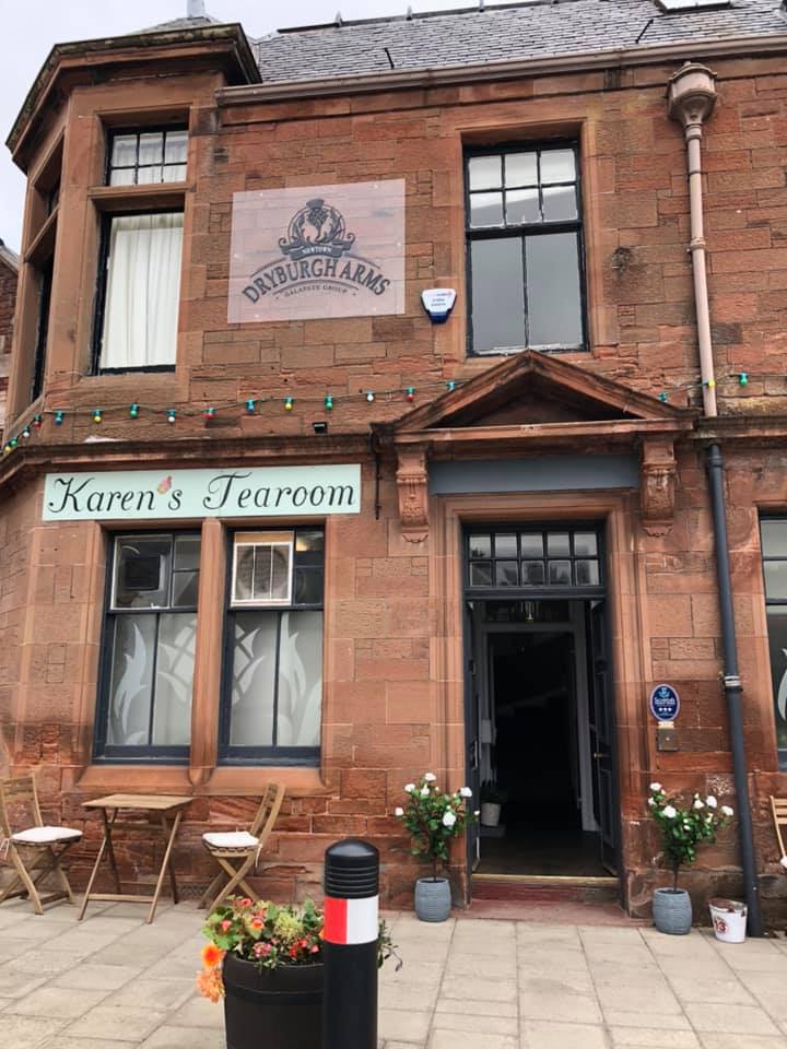 Dryburgh Arms Pub